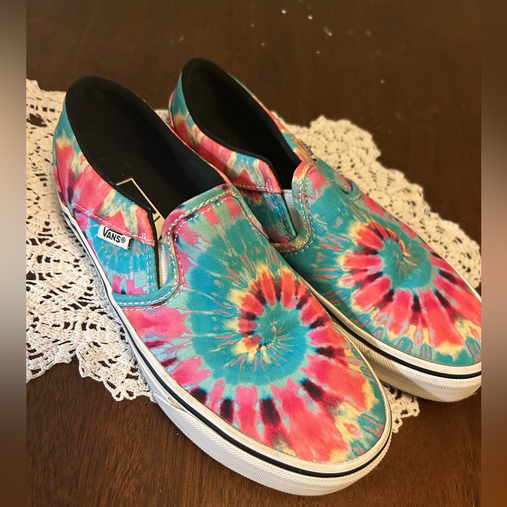 Women’s Tie Dye Vans